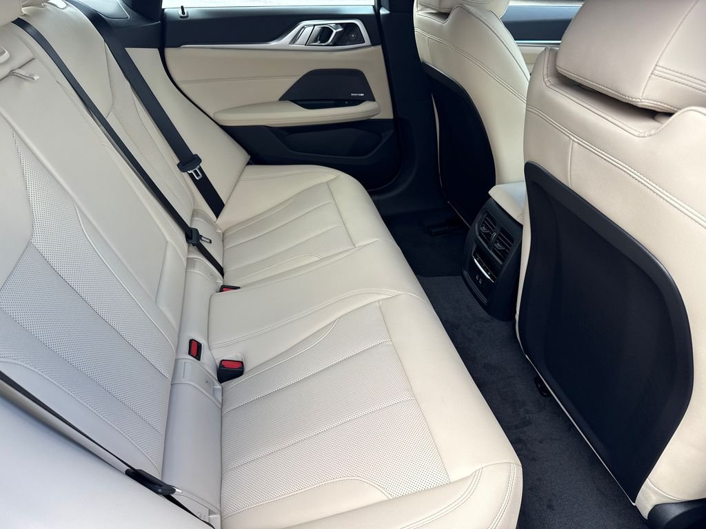 New 2026 Vegas Red Metallic BMW xDrive40 image 16