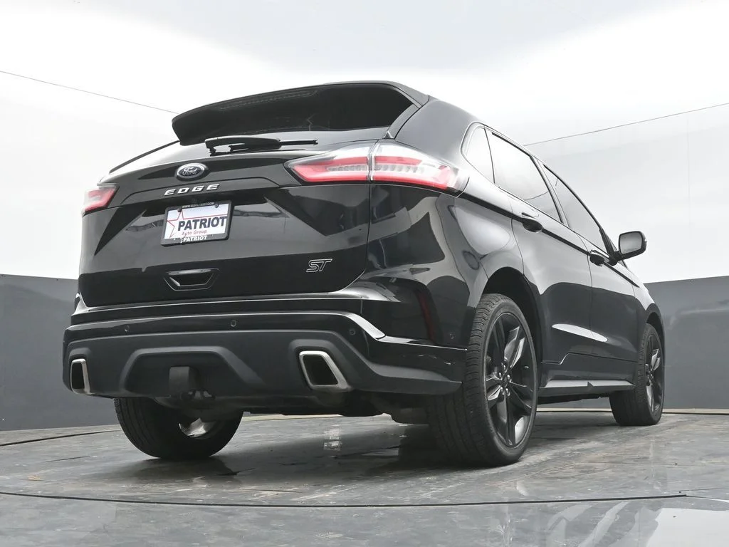 Used 2022 Black Ford ST image 39