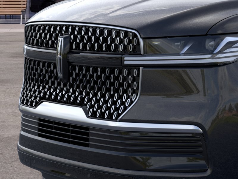 New 2026 Infinite Black Metallic Lincoln Reserve image 17
