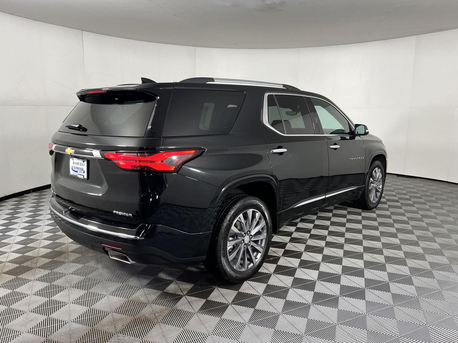 Used 2023 Mosaic Black Metallic Chevrolet Premier image 31