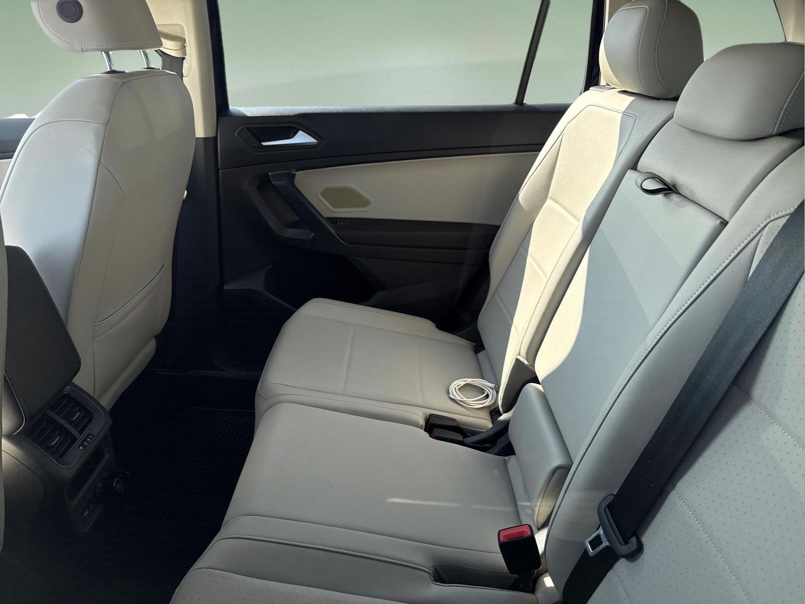 Used 2021 Atlantic Blue Metallic Volkswagen SE image 8