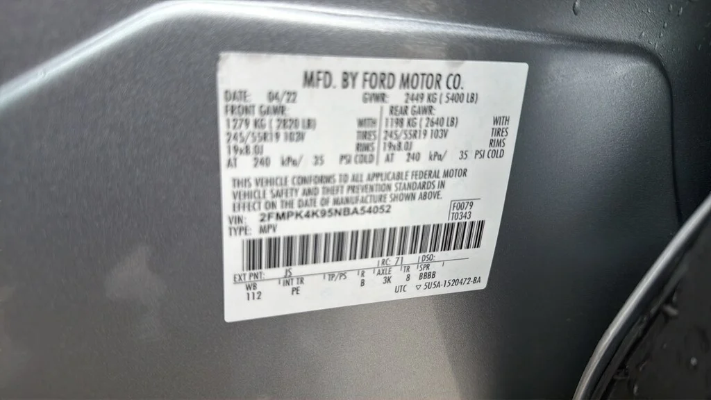 Used 2022 Iconic Silver Ford Titanium image 21