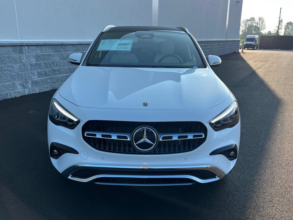 New 2026 Polar White Mercedes-Benz GLA 250 image 40
