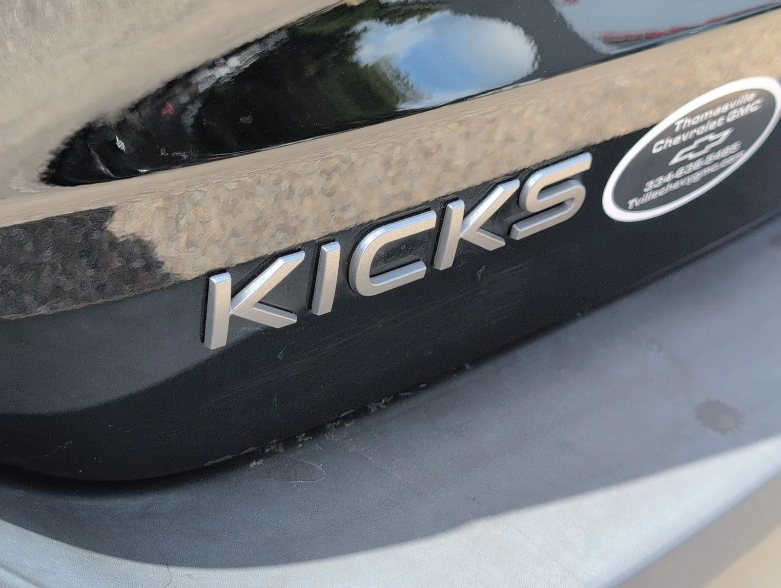 Used 2025 Black Nissan SR image 6