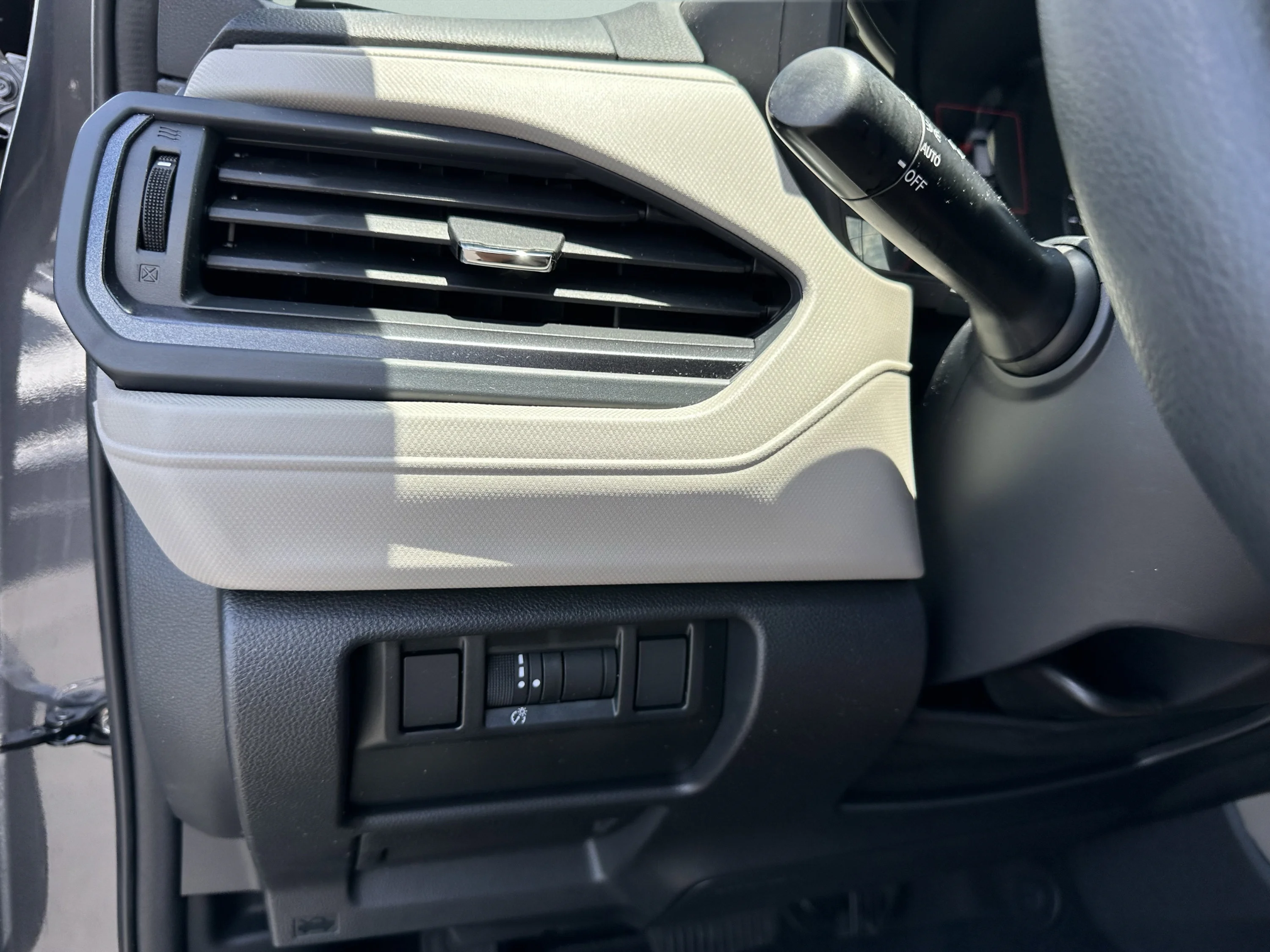 Used 2025 Magnetite Gray Metallic Subaru Base image 28