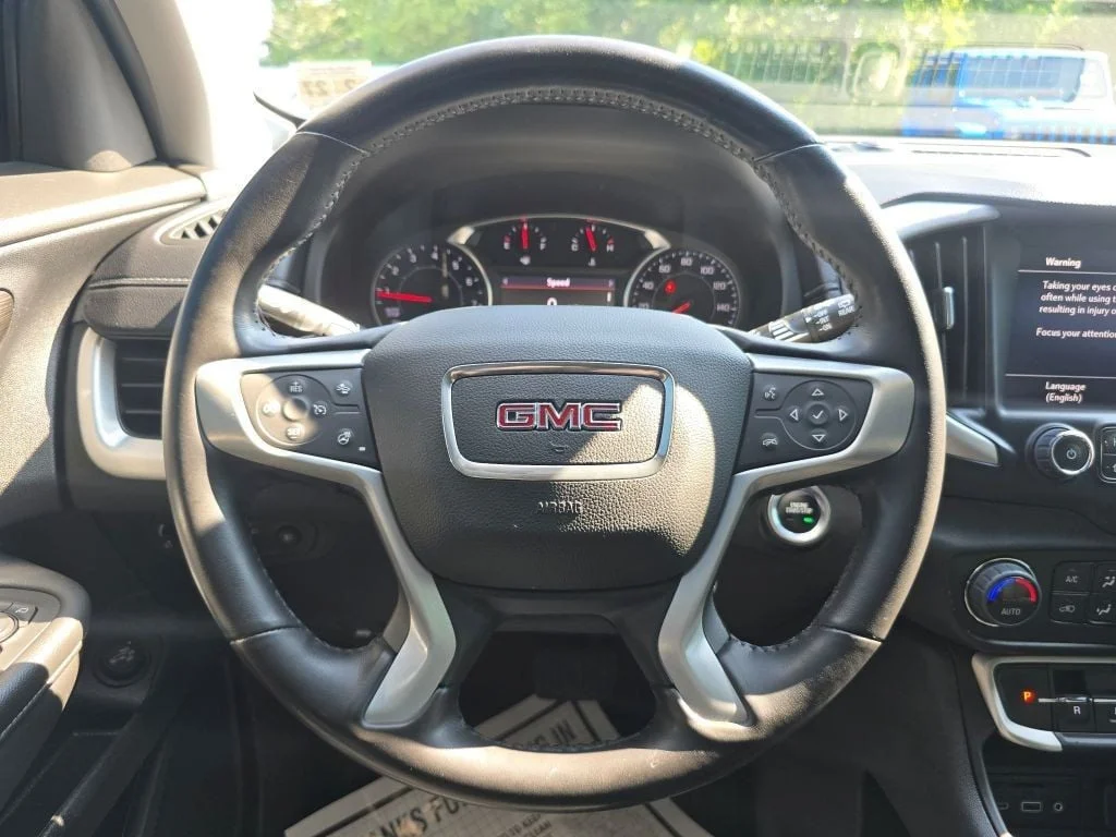 Used 2022 Ebony Twilight Metallic GMC FWD 4dr SLT Elevation Edition with Skyscape Power Sunroof image 14