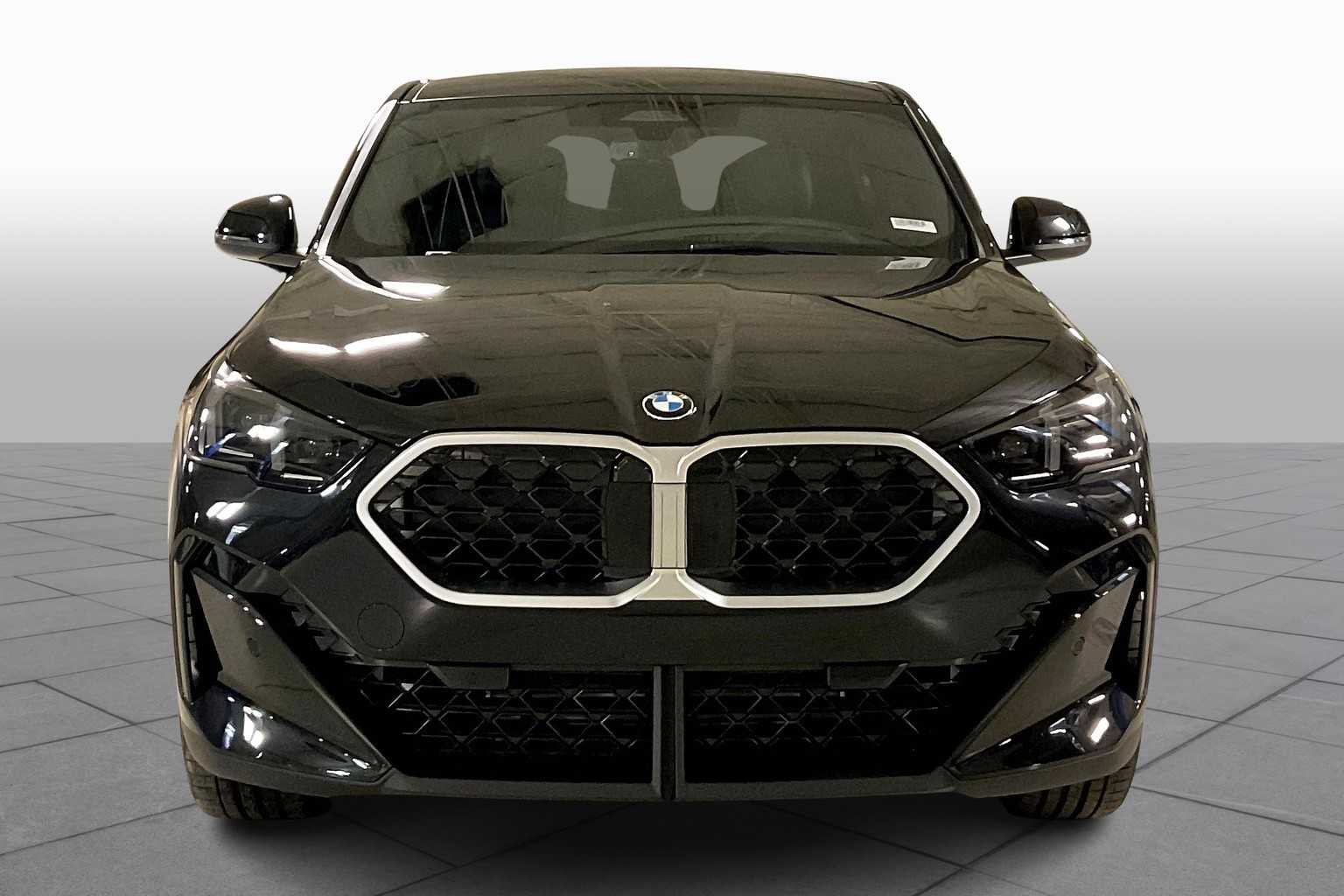 Used 2026 Black Sapphire Metallic BMW xDrive28i image 3