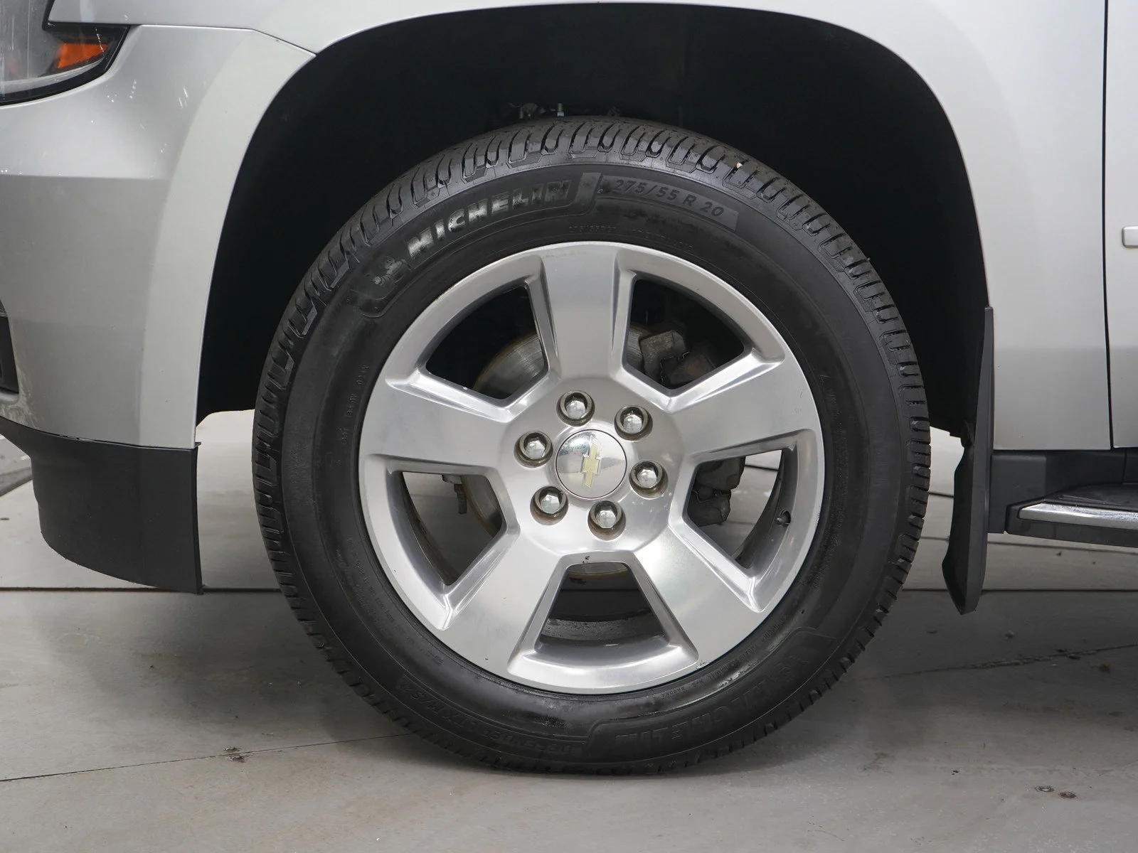 Used 2018 Silver Ice Metallic Chevrolet Premier image 31