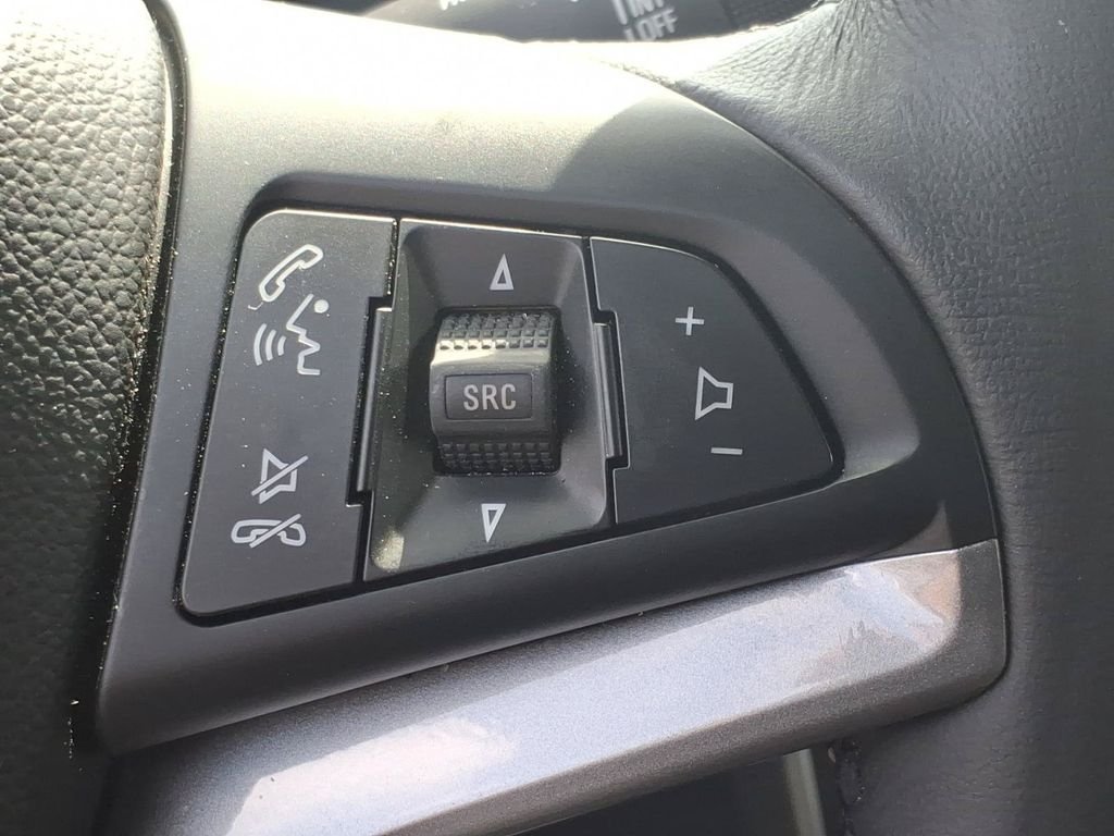 Used 2022 Red Chevrolet LT image 26
