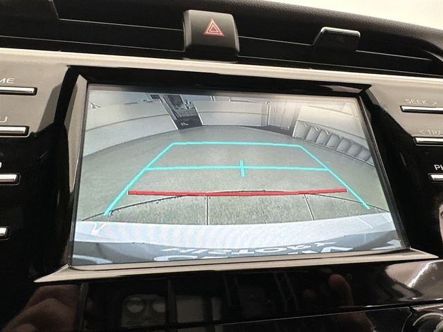 Used 2019 White Toyota SE image 33
