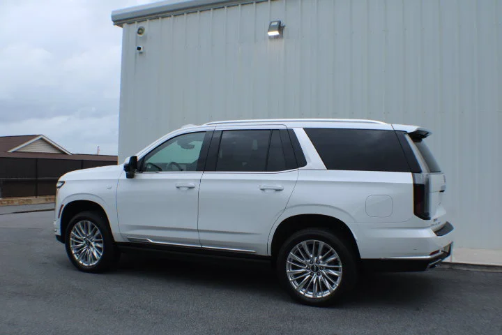 Used 2025 Crystal White Tricoat Cadillac Premium Luxury image 3