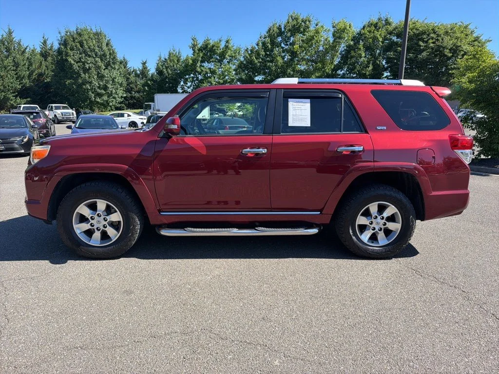 Used 2010 Red Toyota Trail image 4