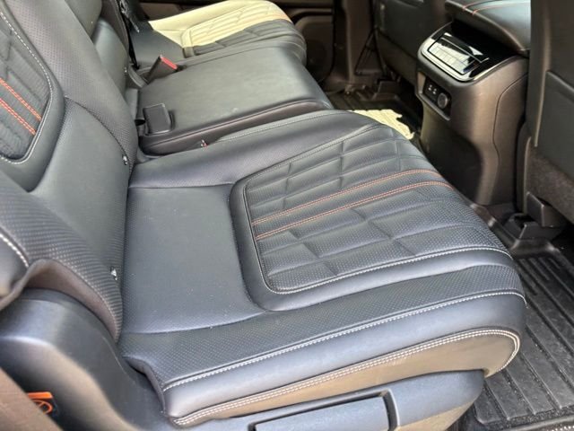Used 2025 Gun Metallic/Super Black Nissan PRO-4X image 24