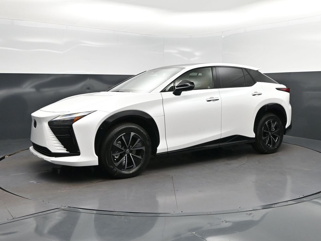 New 2026 Oxygen White Lexus  350e PREMIUM image 3