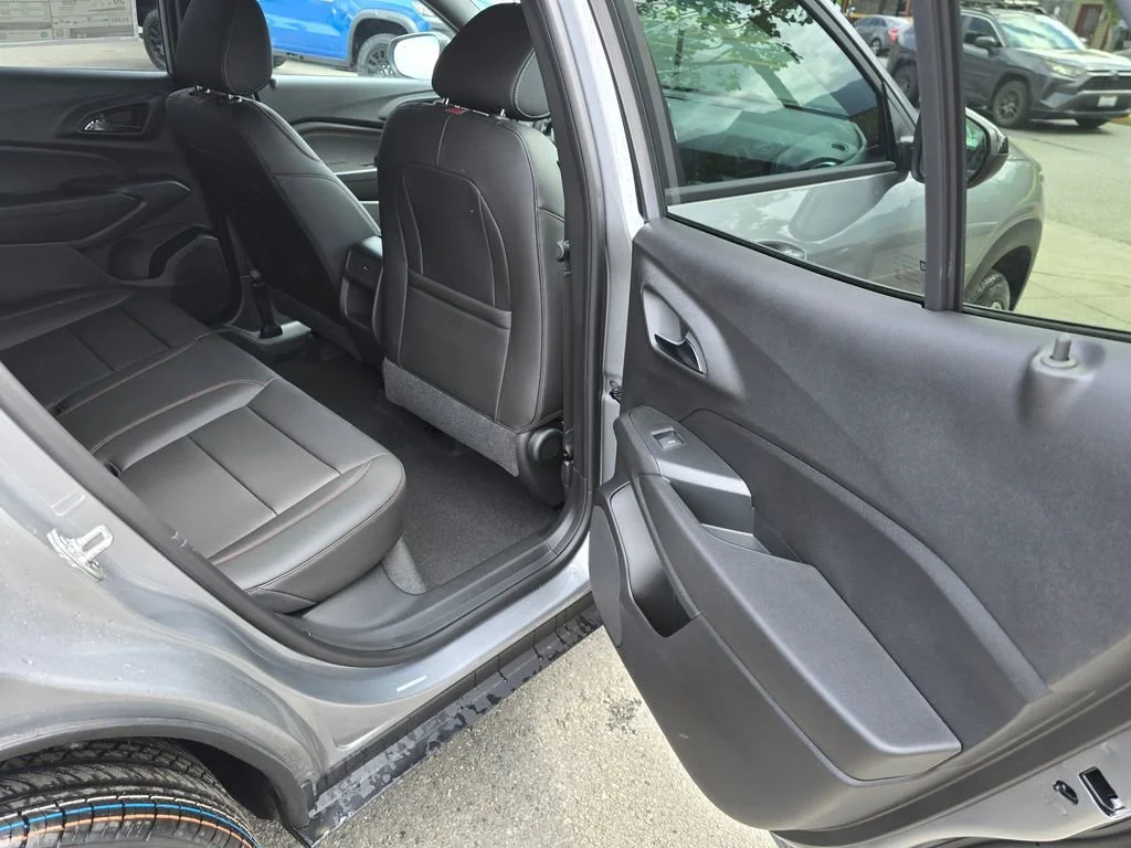 2026 Chevrolet Trax RS - Photo 15