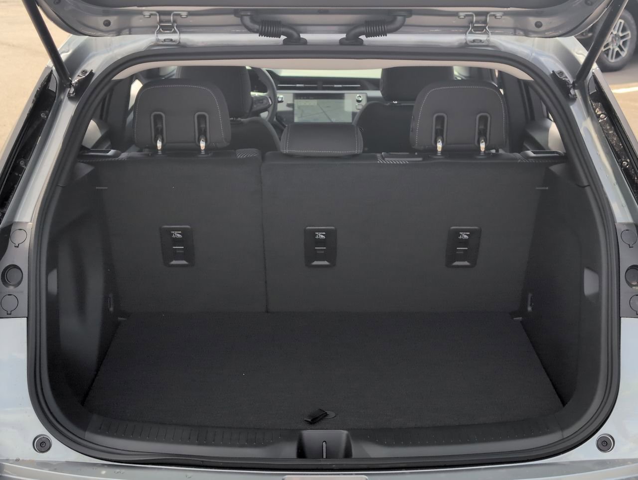 2027 Chevrolet Bolt LT - Photo 23
