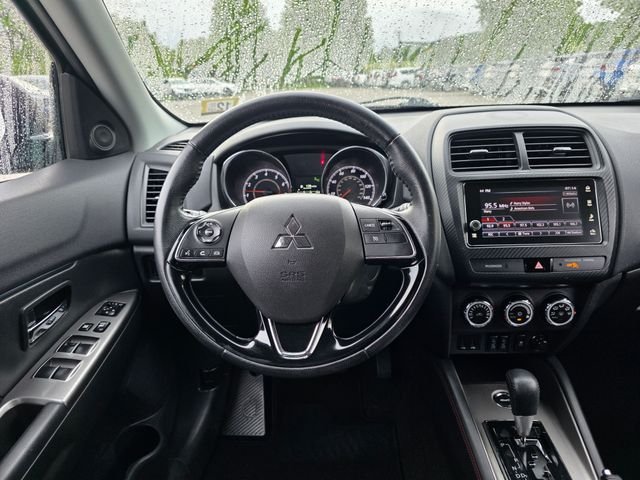 Used 2019 Black Mitsubishi 2.0 SE image 19