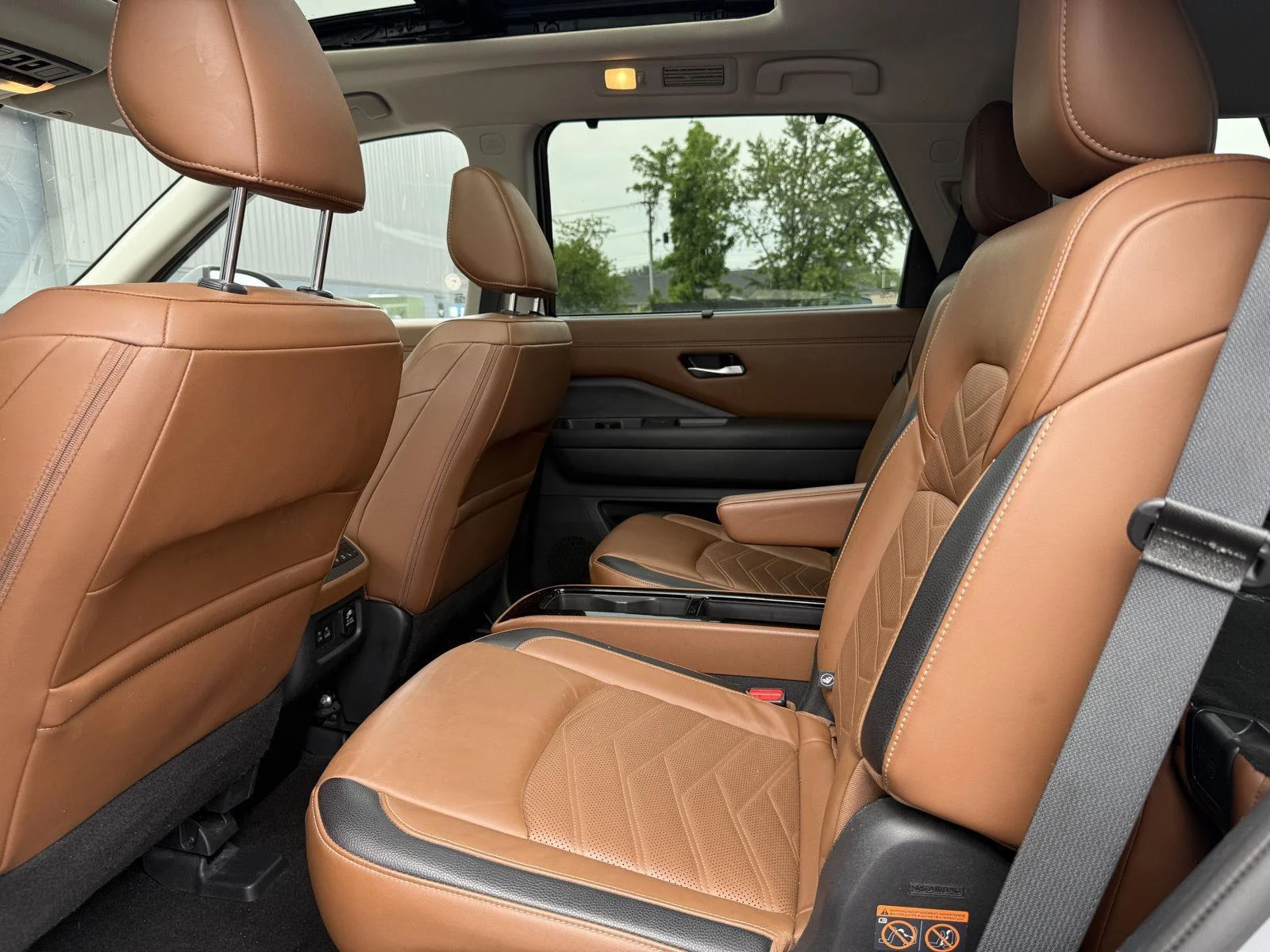 Used 2024 BLUE NISSAN PLATINUM 4WD image 10
