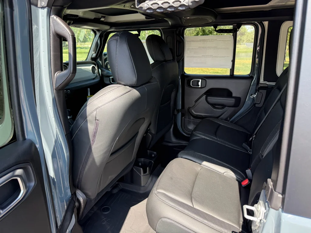 New 2026 Anvil Clearcoat Jeep Sport S image 14