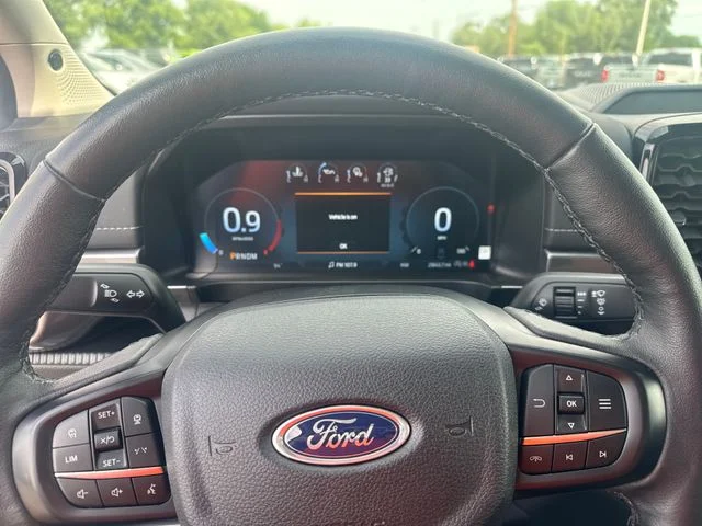 Used 2025 Oxford White Ford Lariat image 19