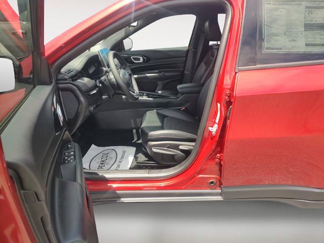 New 2026 Red Hot Pearl-Coat Exterior Paint Jeep Latitude Altitude image 9