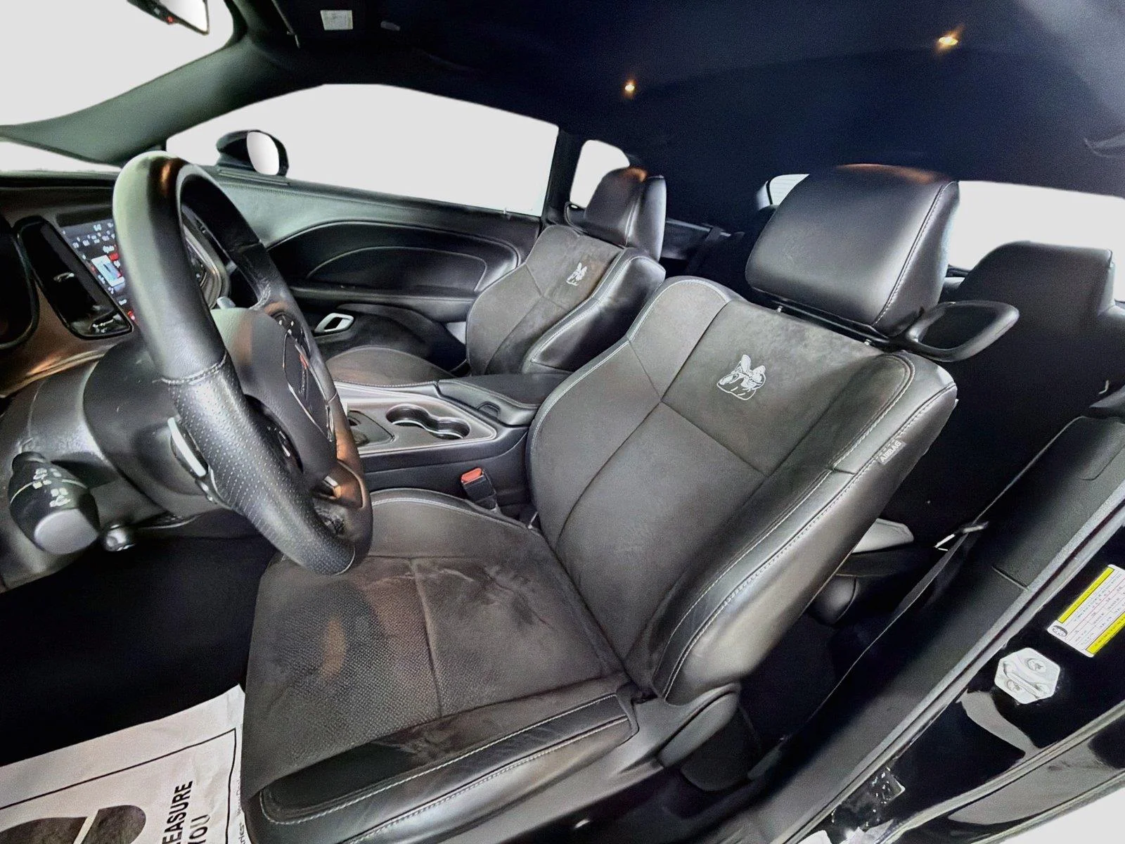 2023 Dodge Challenger R/T - Photo 19
