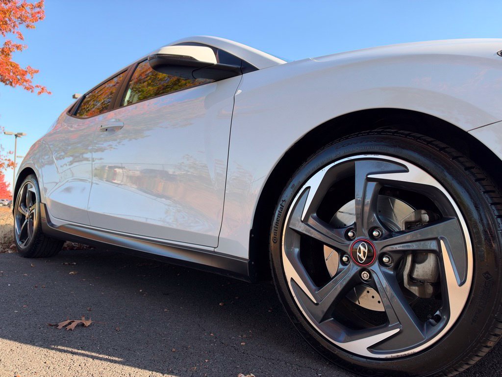 Used 2019 Chalk White Hyundai Turbo image 39