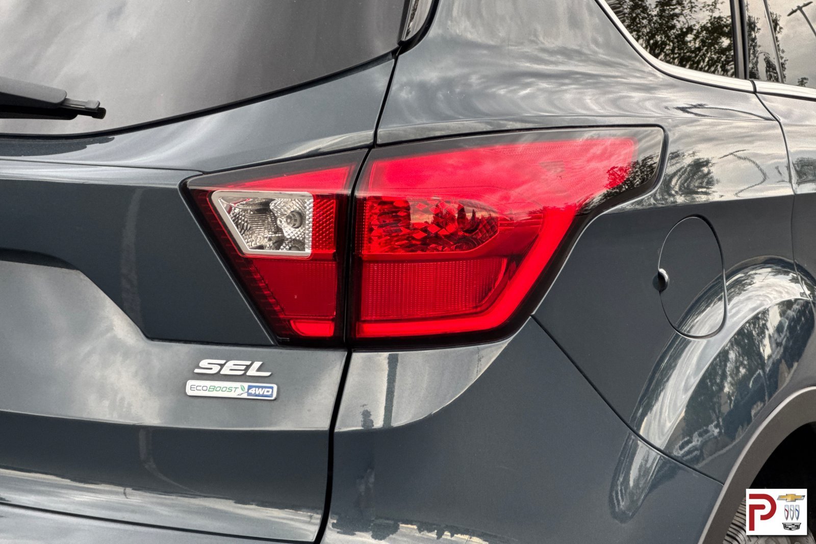 Used 2019 Green Ford SEL image 32