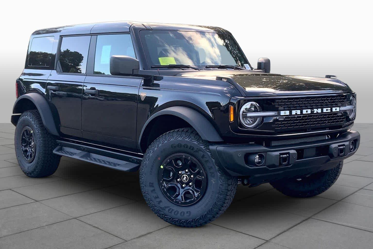 New 2026 Shadow Black Ford Badlands image 19