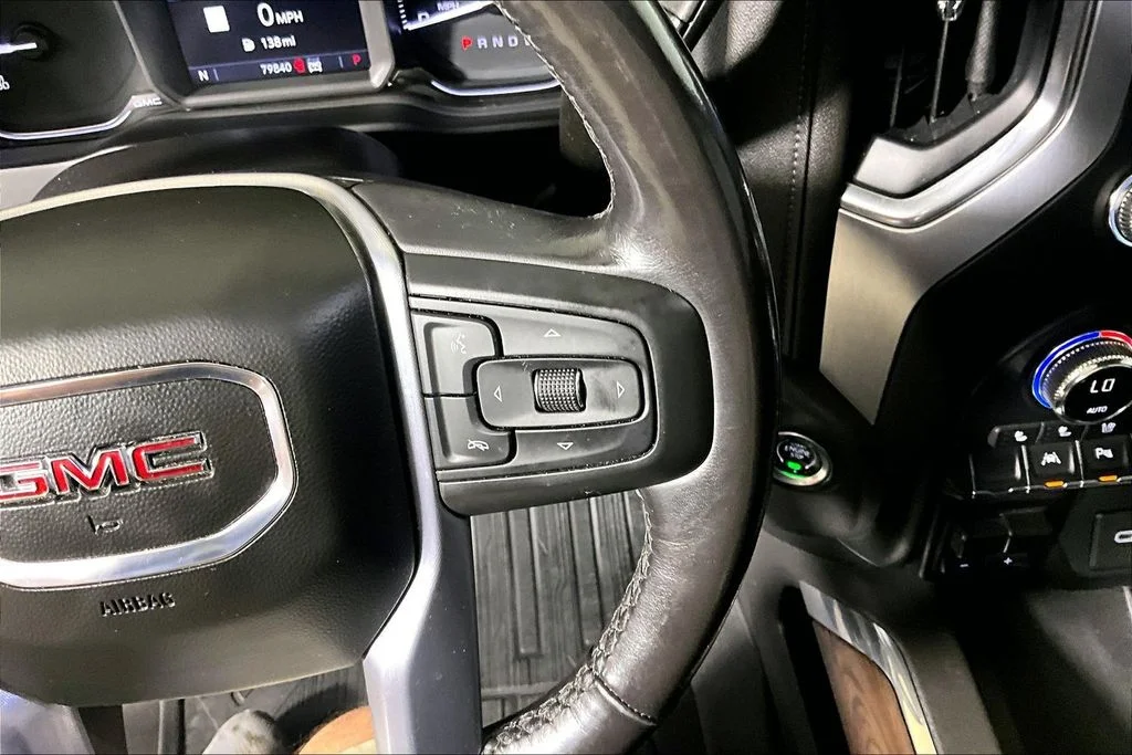 Certified Used 2022 Onyx Black GMC SLT image 15