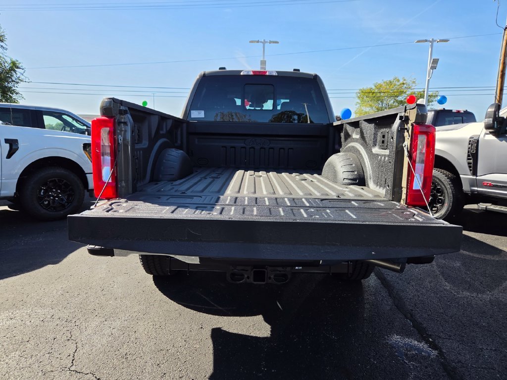 New 2027 Marsh Gray Metallic Ford F-250® XLT image 18