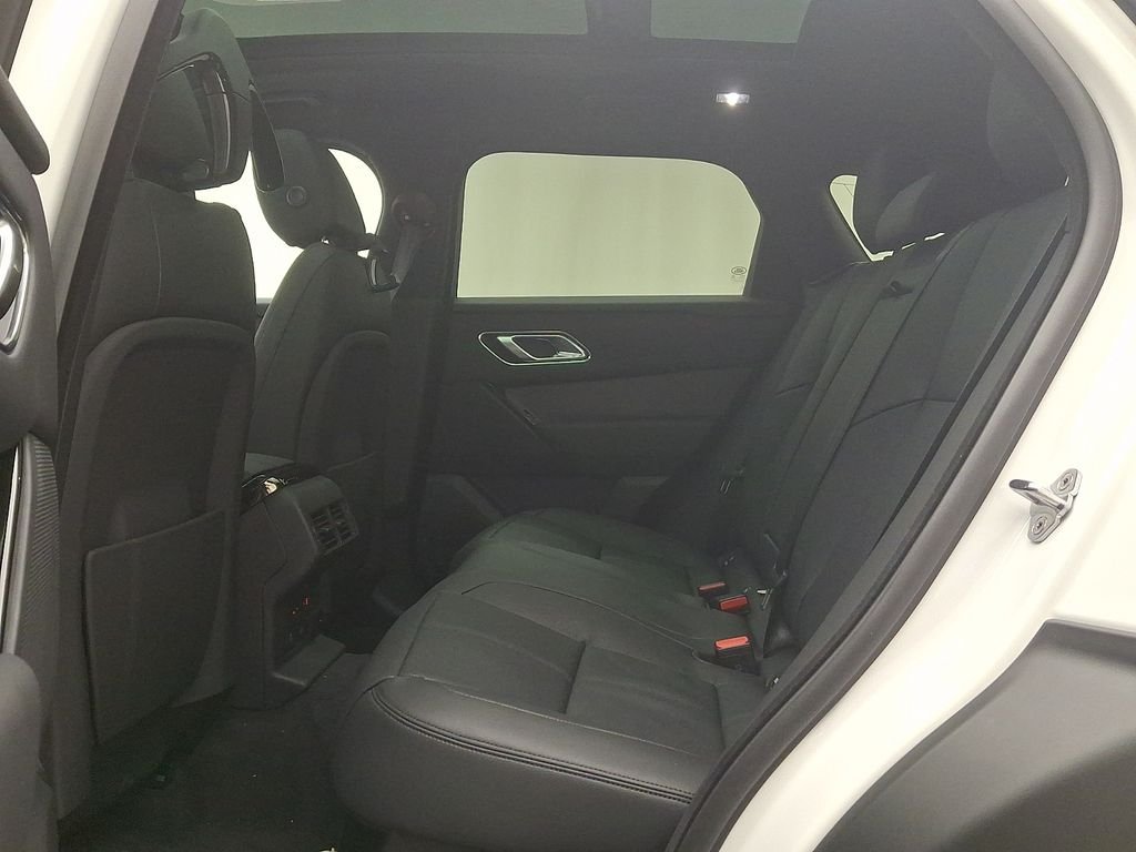 New 2026 Fuji White Land Rover S image 6