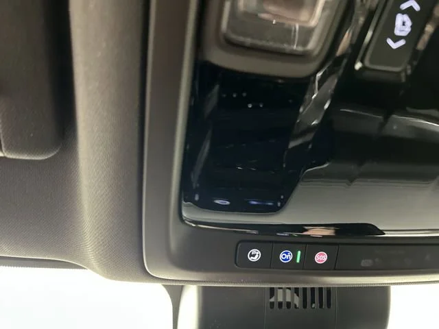 New 2026 Summit White Chevrolet LT image 15