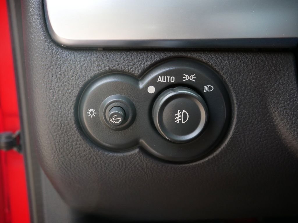 Used 2004 Red Chevrolet Base image 16