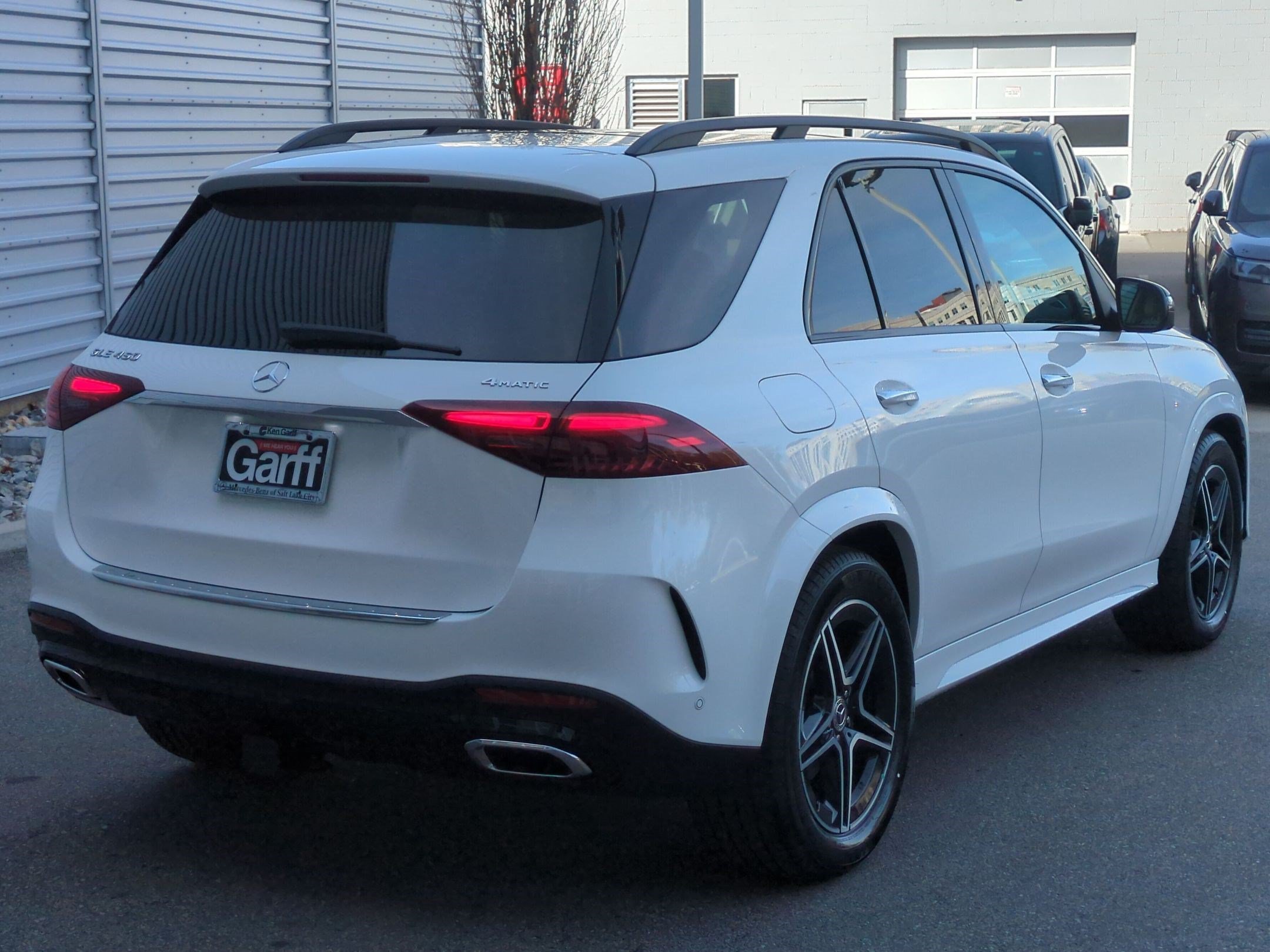 New 2026 Polar White Mercedes-Benz GLE 450 image 3