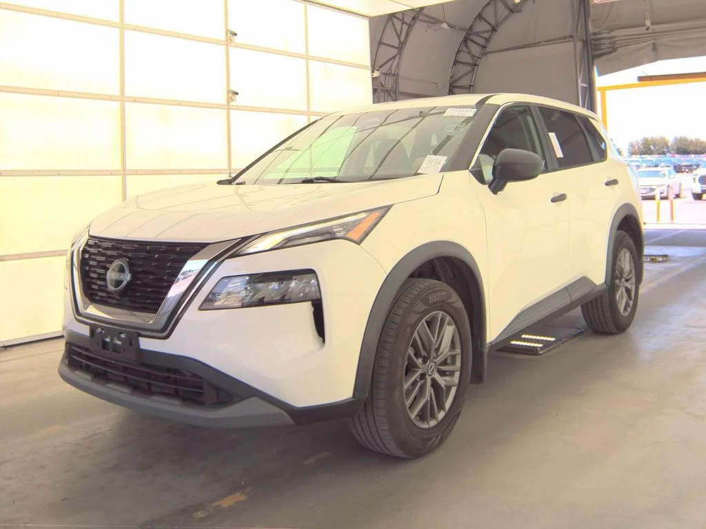 2023 Nissan Rogue S FWD's photo