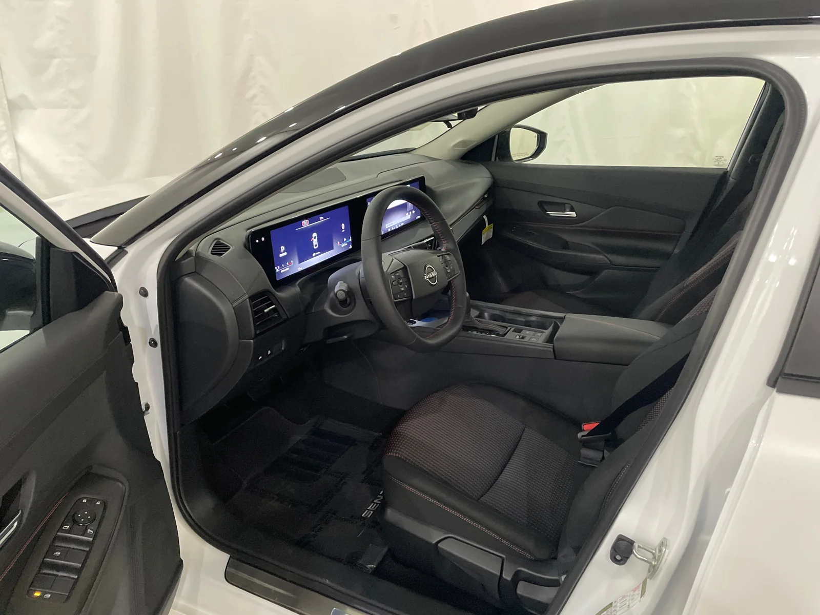 New 2027 Aspen White TriCoat / Super Black Two-tone Nissan SR Midnight Edition image 11
