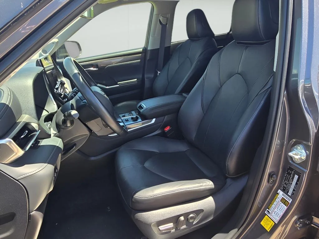 Used 2021 Magnetic Gray Metallic Toyota Limited image 26