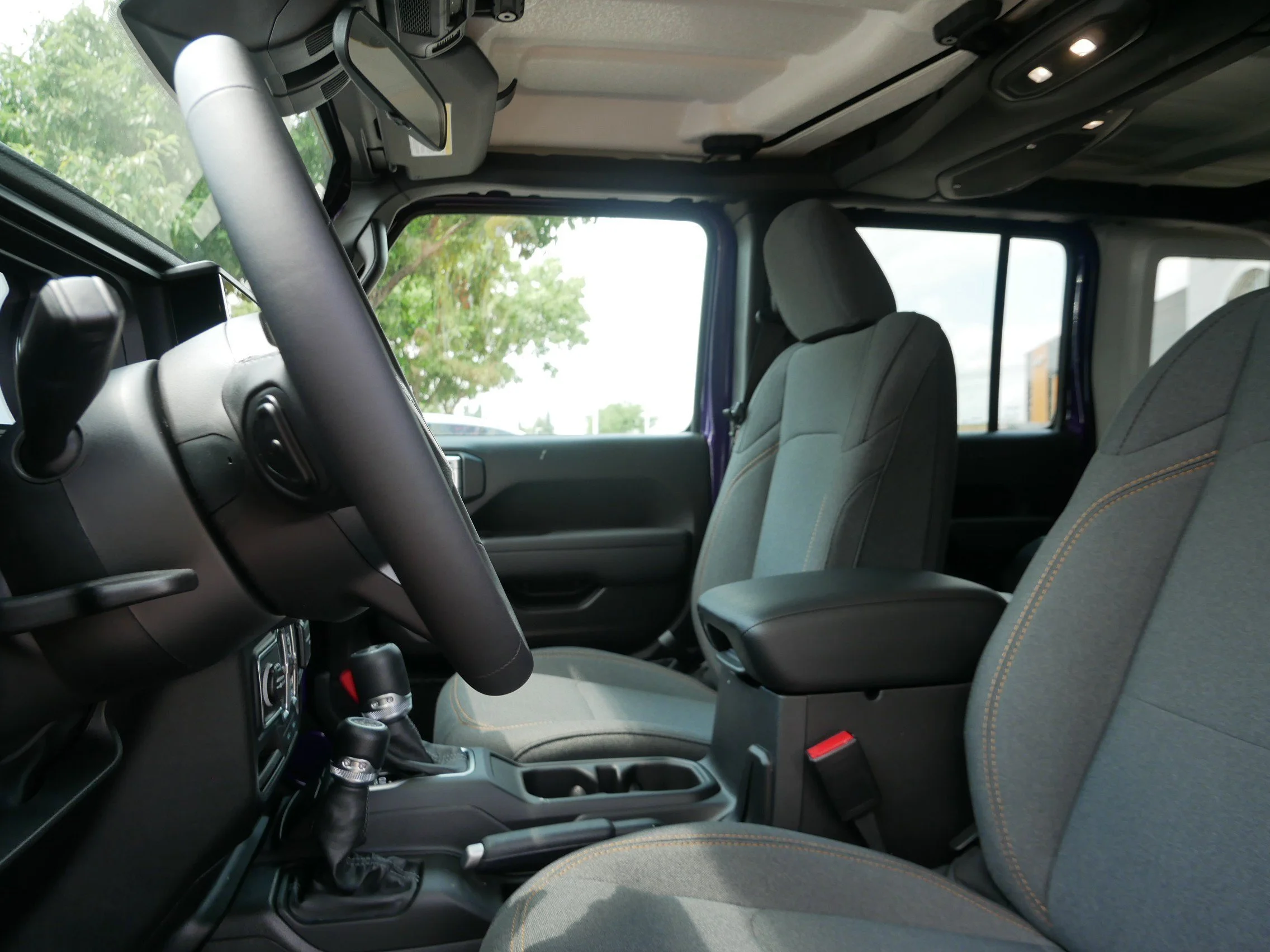 New 2026 Reign Exterior Paint Jeep Sport S image 9