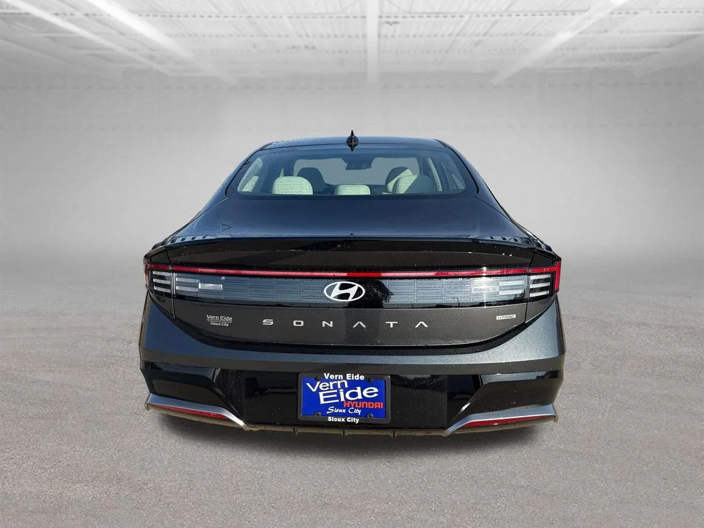 New 2026 Gray Hyundai SEL Sport image 4