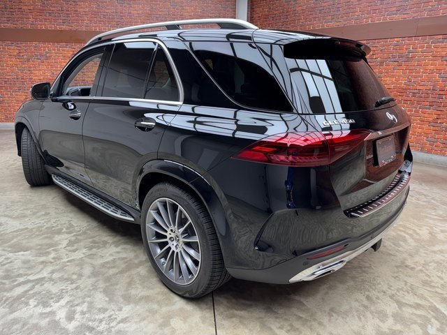 2026 Mercedes Benz GLE 450 4MATIC photo 2