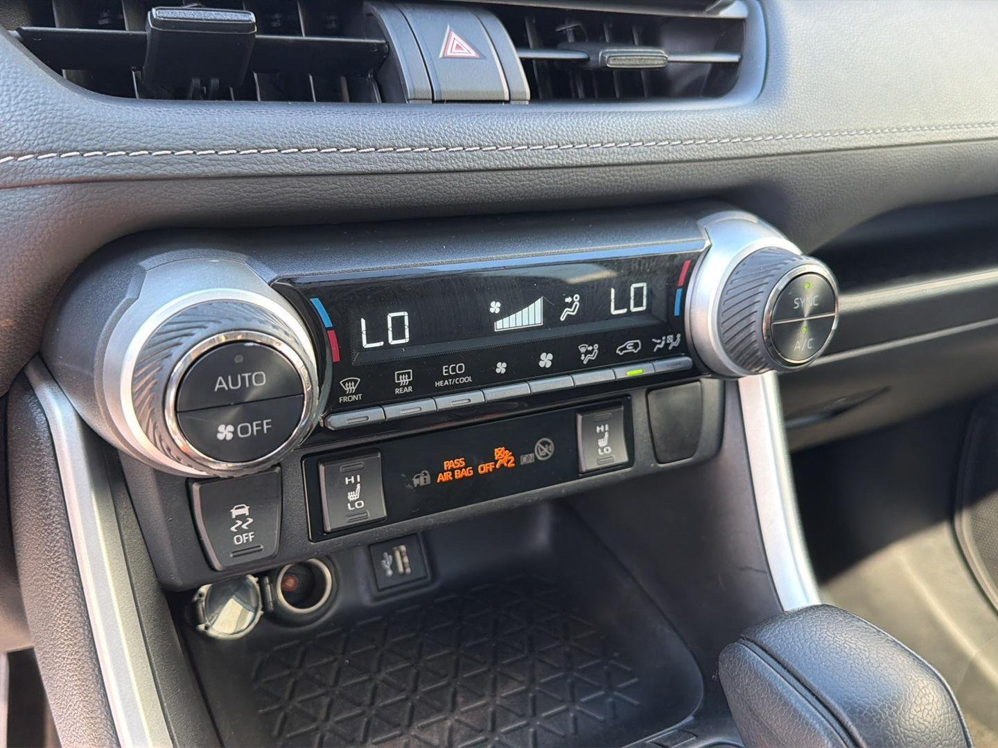 Used 2023 Silver Sky Metallic Toyota Hybrid XLE image 26