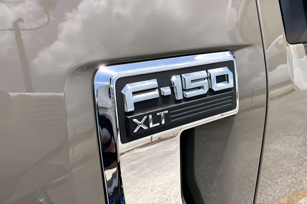 New 2026 Gray Ford XLT image 20
