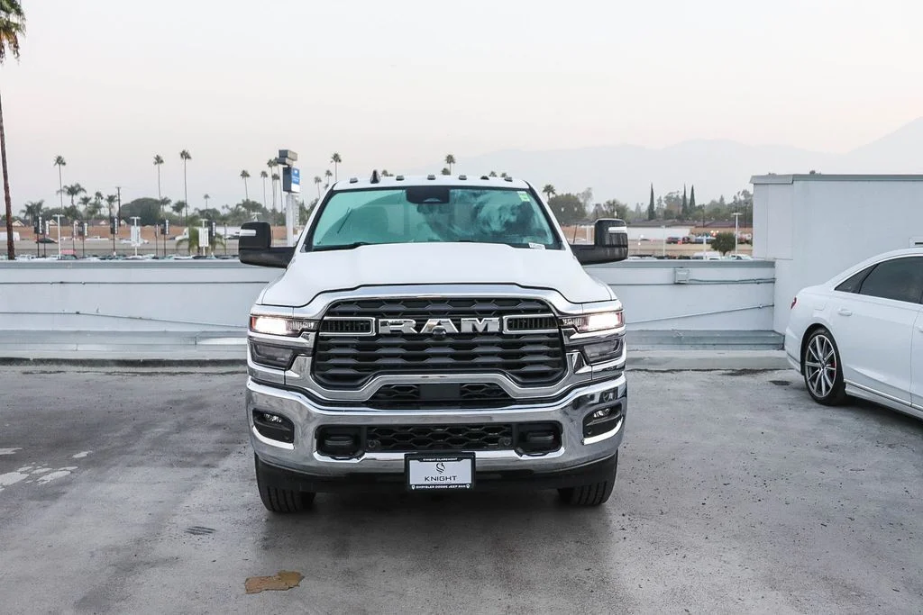 New 2026 White Ram Tradesman image 3