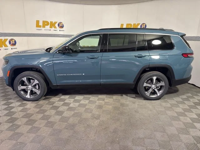 New 2026 Steel Blue Exterior Paint Jeep Limited image 7