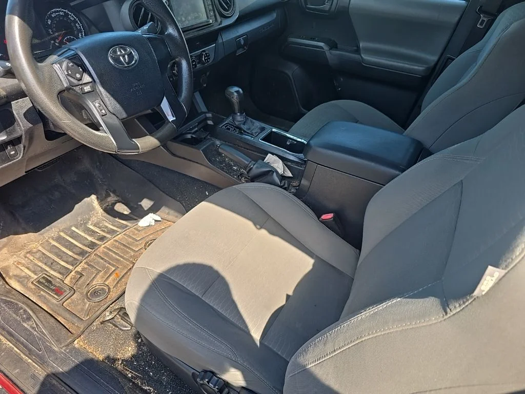 Used 2016 Red Toyota SR image 12