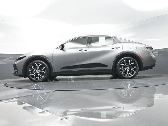 Used 2024  Toyota XLE image 36