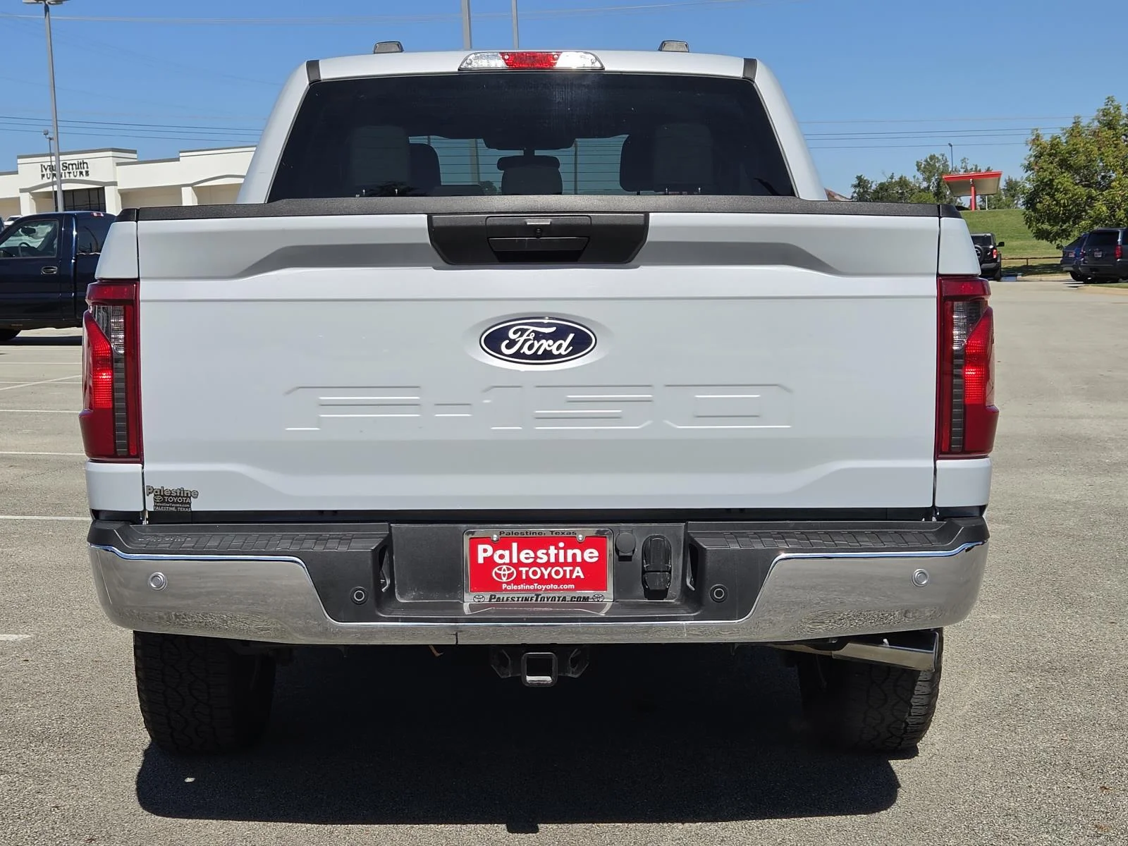 Used 2025 Oxford White Ford XLT 4WD SuperCrew 5.5
