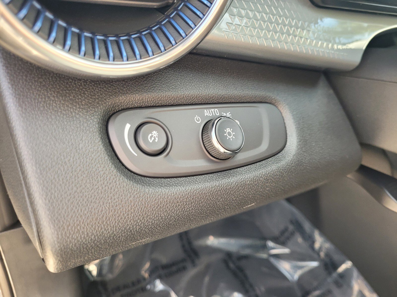 New 2026 Sterling Gray Metallic Chevrolet LT image 26