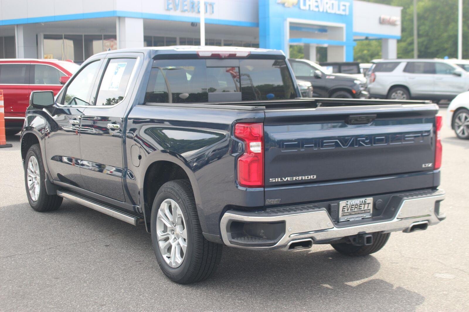 Used 2022 Northsky Blue Metallic Chevrolet LTZ image 5